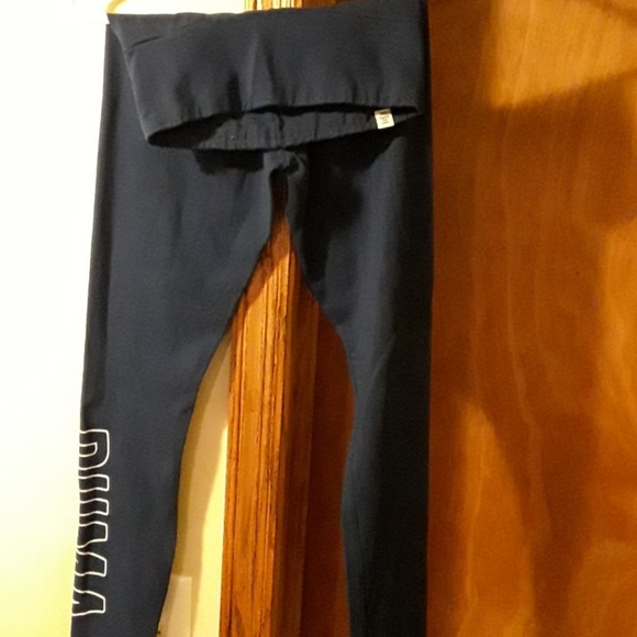 Two Pairs Of Puma Leggings - Picture 3 of 5